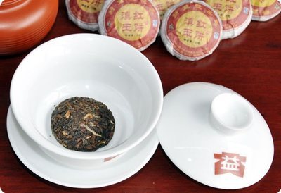 批發(fā)零售云南新益號普洱茶滇紅玉餅迷你七子餅 張軍蓉-食品商務-糖酒快訊